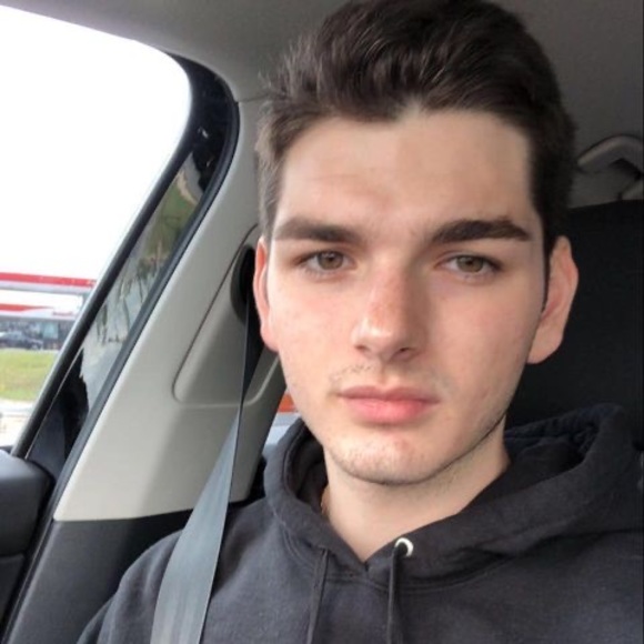 Meet your Posher, Bryson - Picture 1 of 1